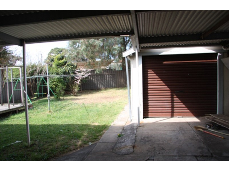 6 Linden Avenue, Punchbowl NSW 2196