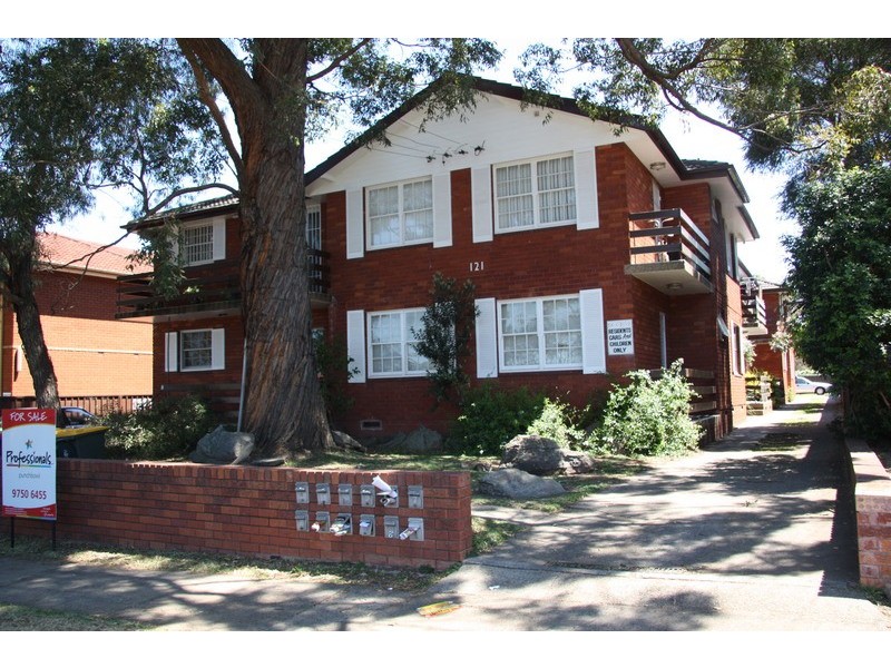 8/121 Victoria Road, Punchbowl NSW 2196