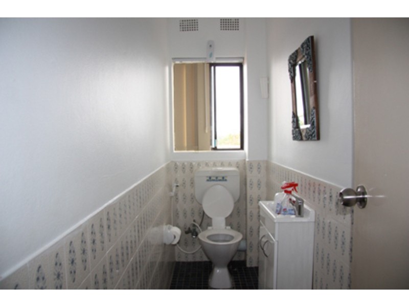 4/129 Victoria Road, Punchbowl NSW 2196