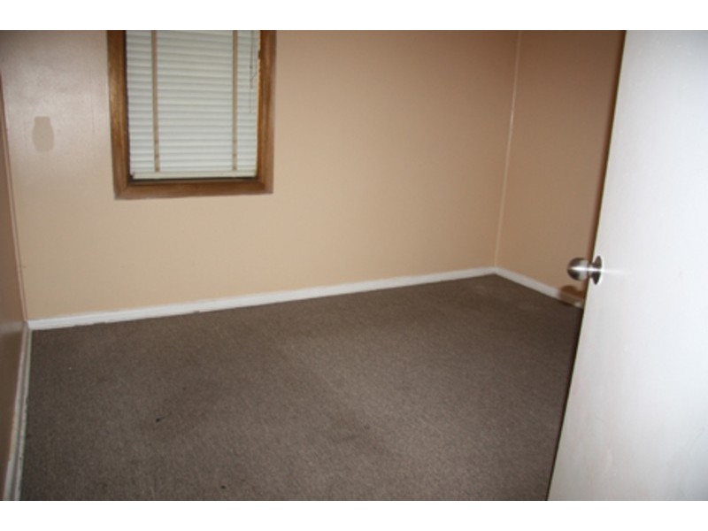 33 Kensington Avenue, Punchbowl NSW 2196