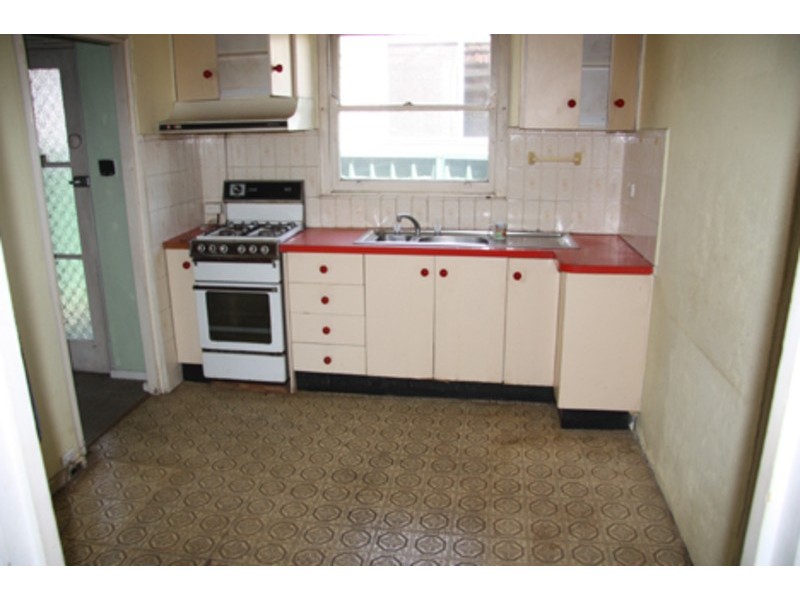 3 Blenman Avenue, Punchbowl NSW 2196