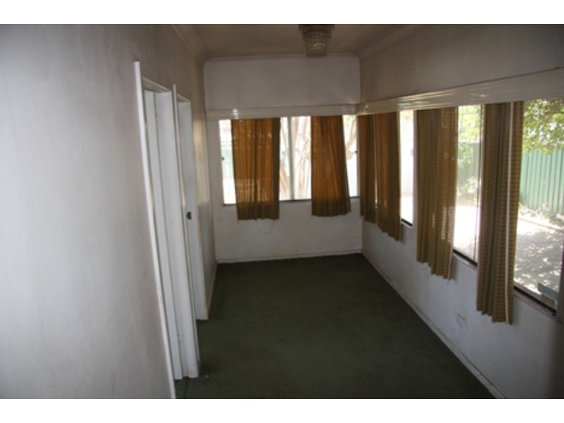 3 Blenman Avenue, Punchbowl NSW 2196