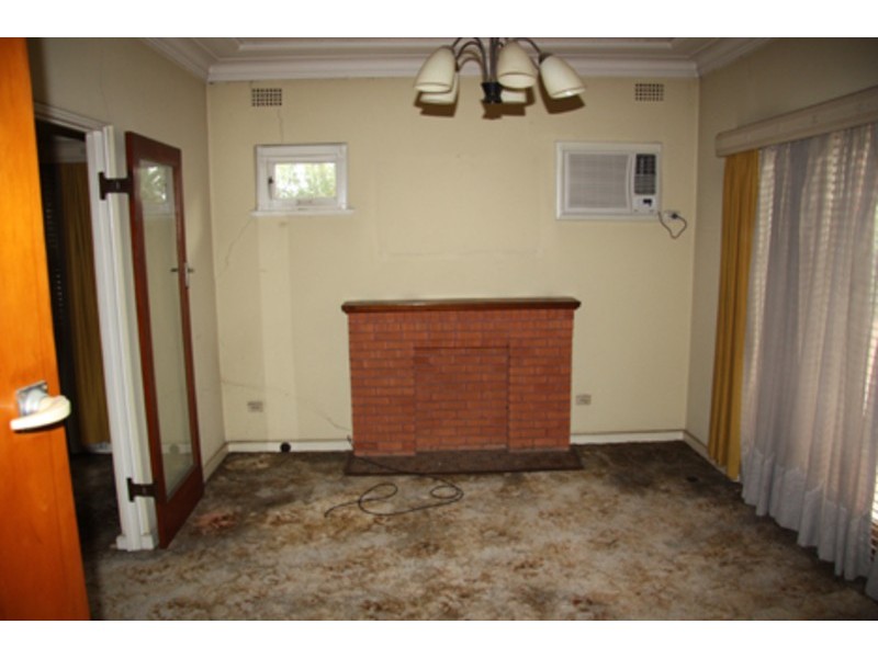 980 Canterbury Road, Roselands NSW 2196