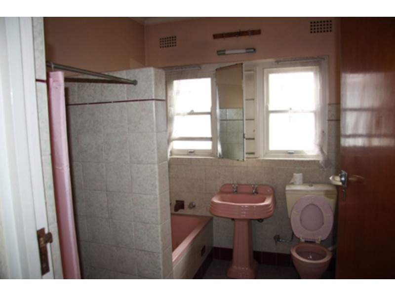 980 Canterbury Road, Roselands NSW 2196