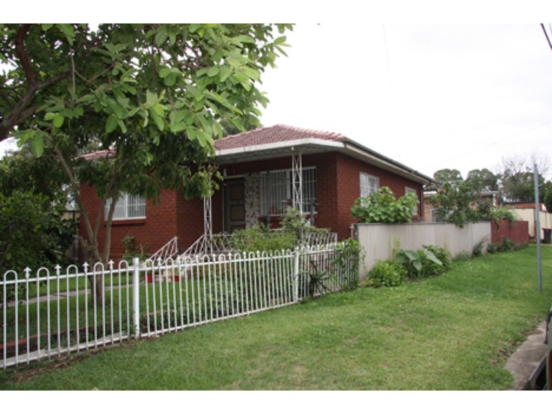 241 Henry Lawson Drive, Georges Hall NSW 2198