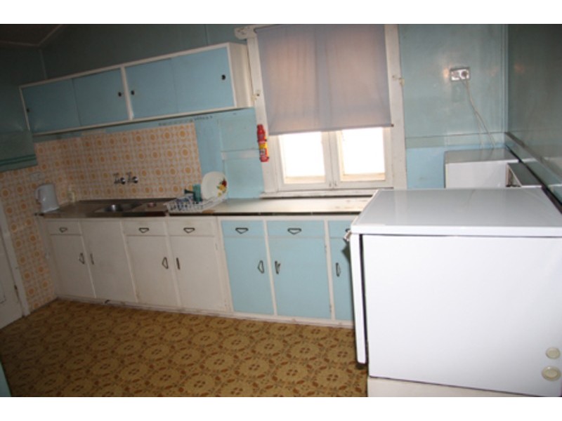 17 Mount Avenue, Roselands NSW 2196