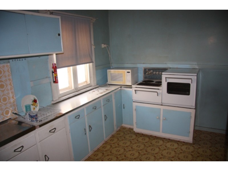 17 Mount Avenue, Roselands NSW 2196