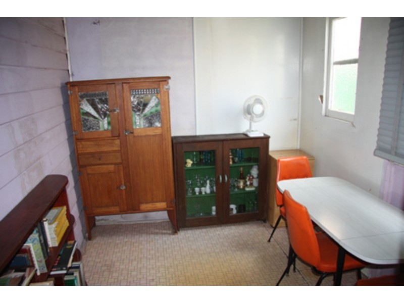 17 Mount Avenue, Roselands NSW 2196