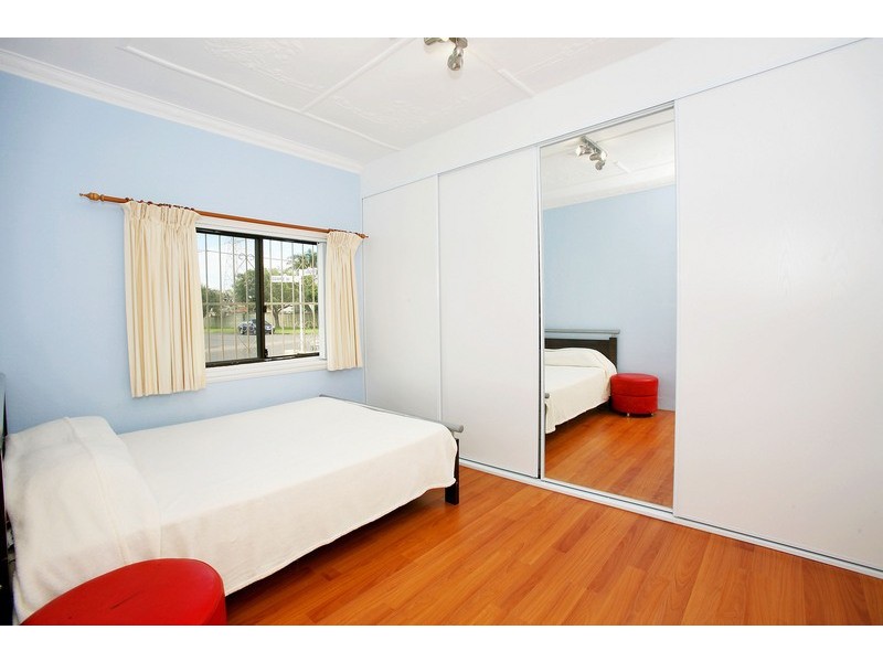 52 Gowrie Avenue, Punchbowl NSW 2196