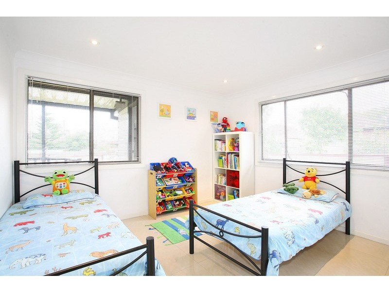 1 Nevada Crescent, Punchbowl NSW 2196