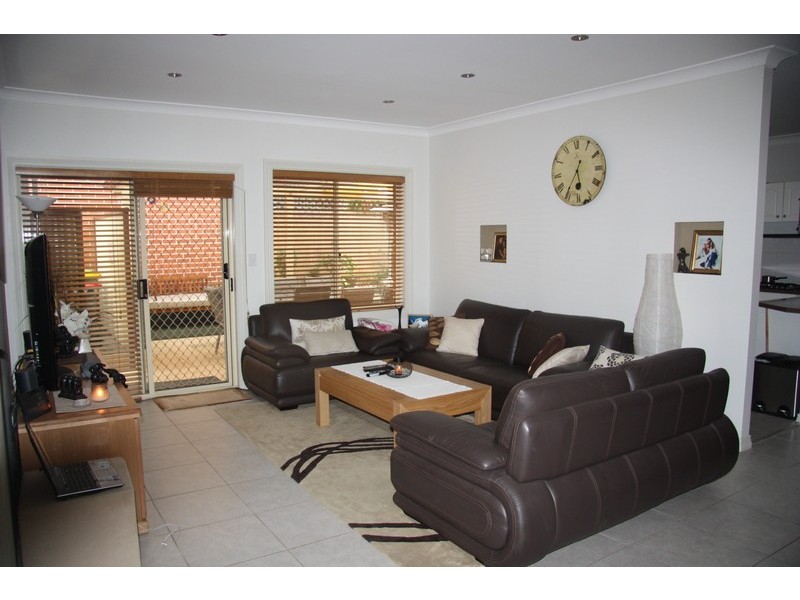 2/50 The Avenue, Yagoona NSW 2199