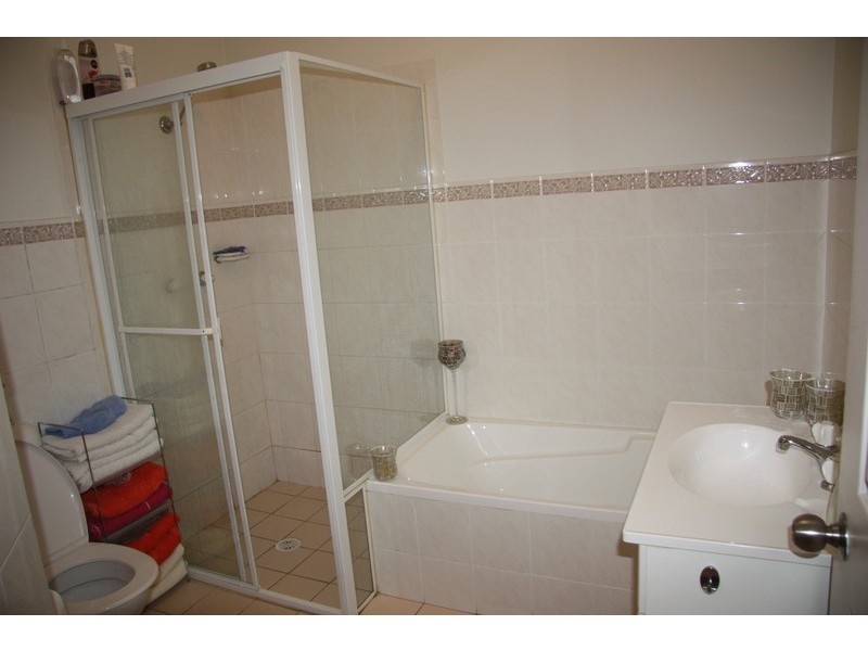 2/50 The Avenue, Yagoona NSW 2199