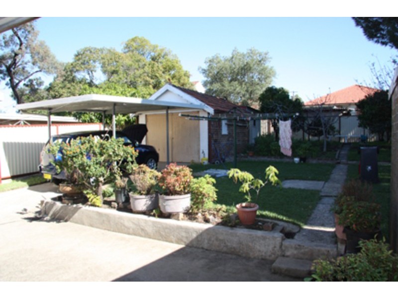 38 Highclere Avenue, Punchbowl NSW 2196