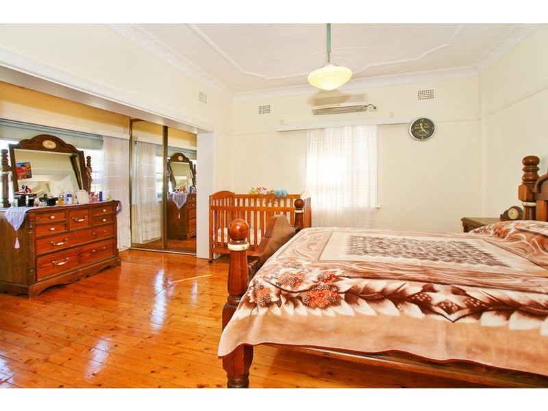 35 James Street, Punchbowl NSW 2196