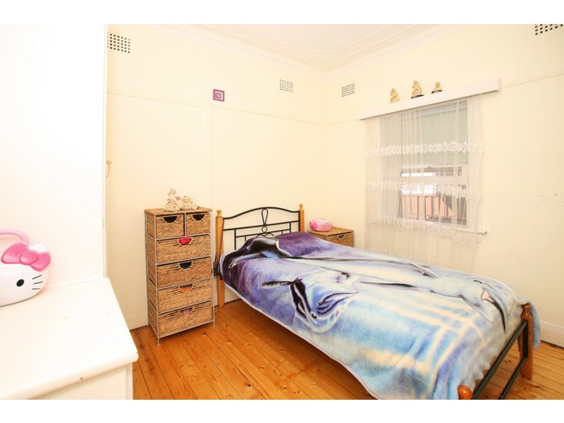 35 James Street, Punchbowl NSW 2196