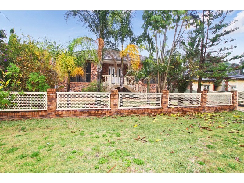 17 Springfield Avenue, Roselands NSW 2196