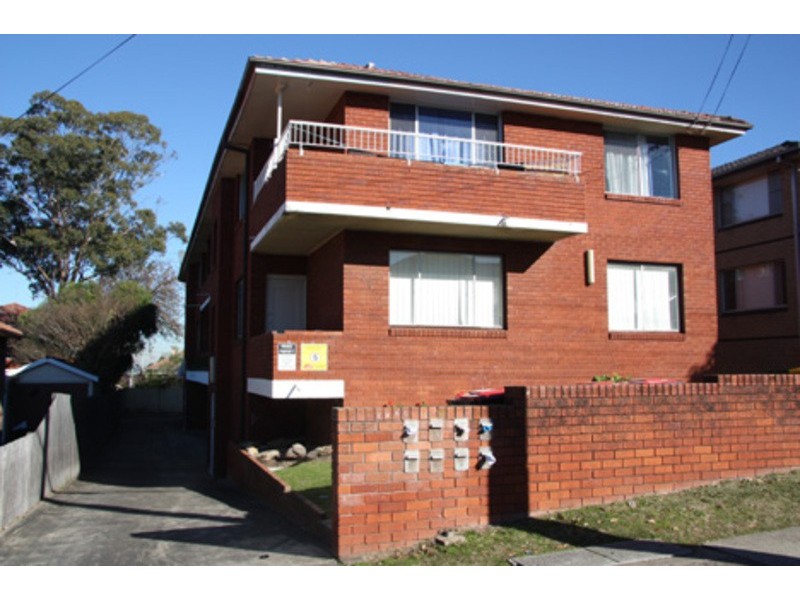 4/39 Arthur Street, Punchbowl NSW 2196