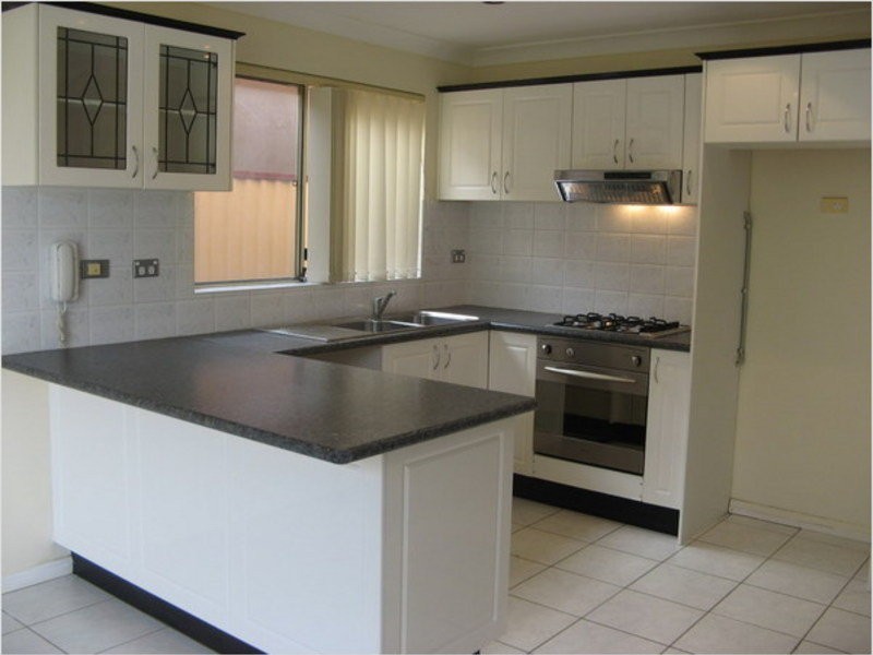 2/27 Christian Road, Punchbowl NSW 2196