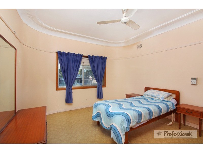28 Henry Street, Punchbowl NSW 2196