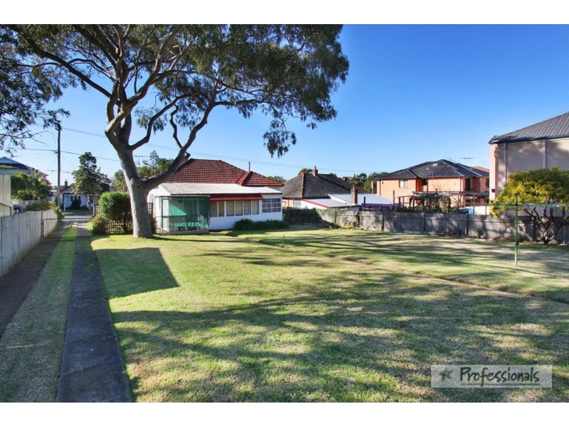28 Henry Street, Punchbowl NSW 2196