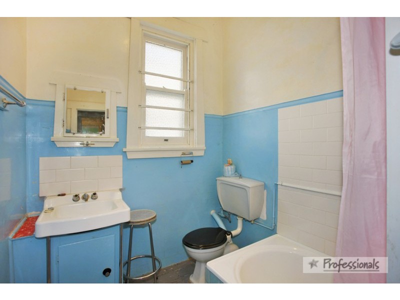 43 Matthews Street, Punchbowl NSW 2196