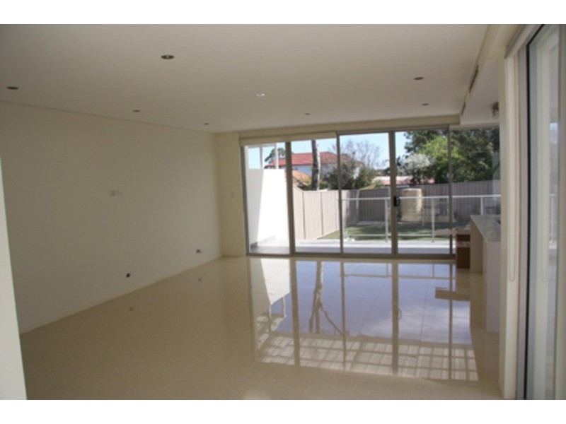 33 Cullens Road, Punchbowl NSW 2196