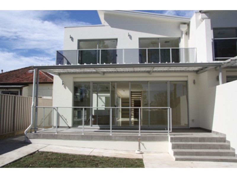 33 Cullens Road, Punchbowl NSW 2196