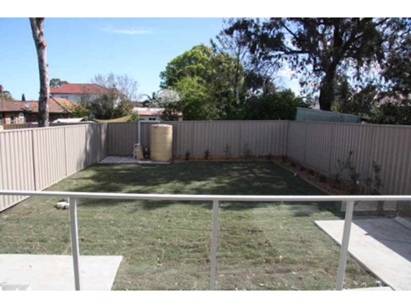 33 Cullens Road, Punchbowl NSW 2196