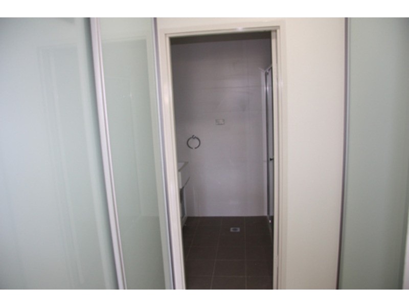 33 Cullens Road, Punchbowl NSW 2196