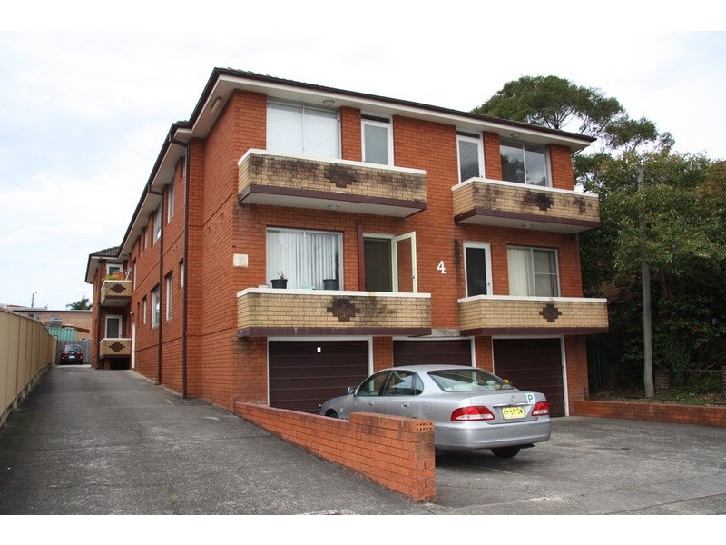 8/4 Denman Avenue, Wiley Park NSW 2195