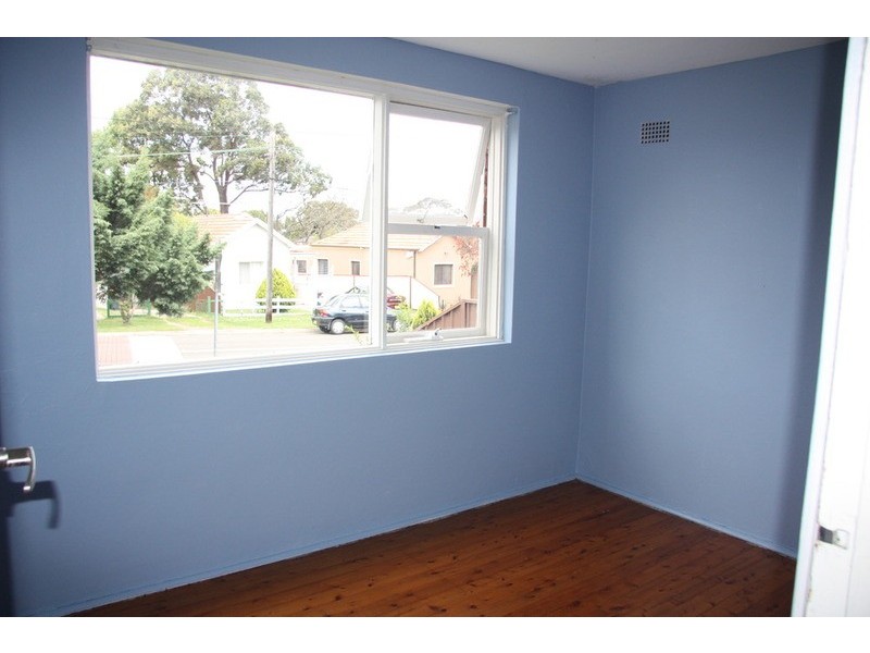 2/9 Viola Street, Punchbowl NSW 2196