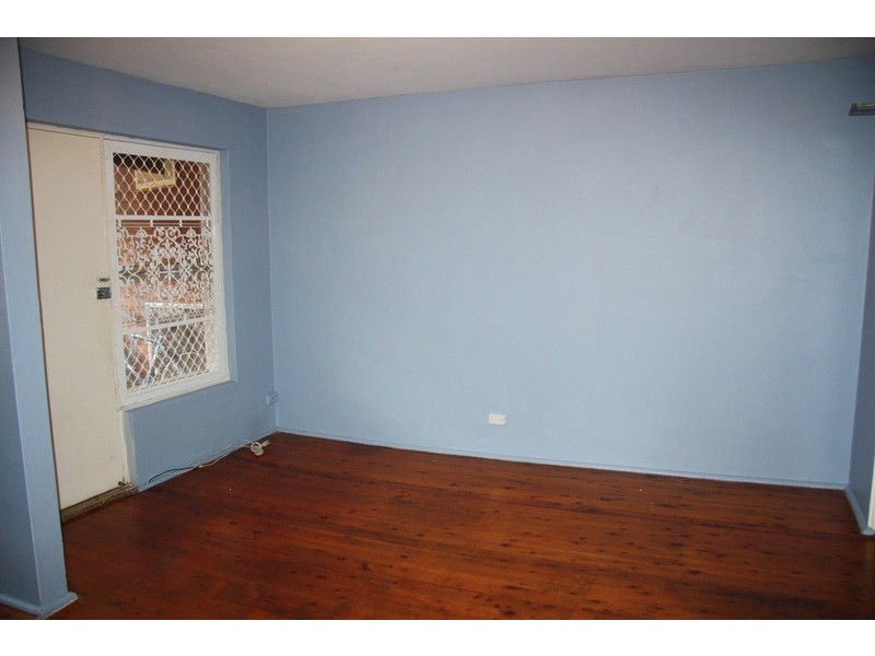 2/9 Viola Street, Punchbowl NSW 2196