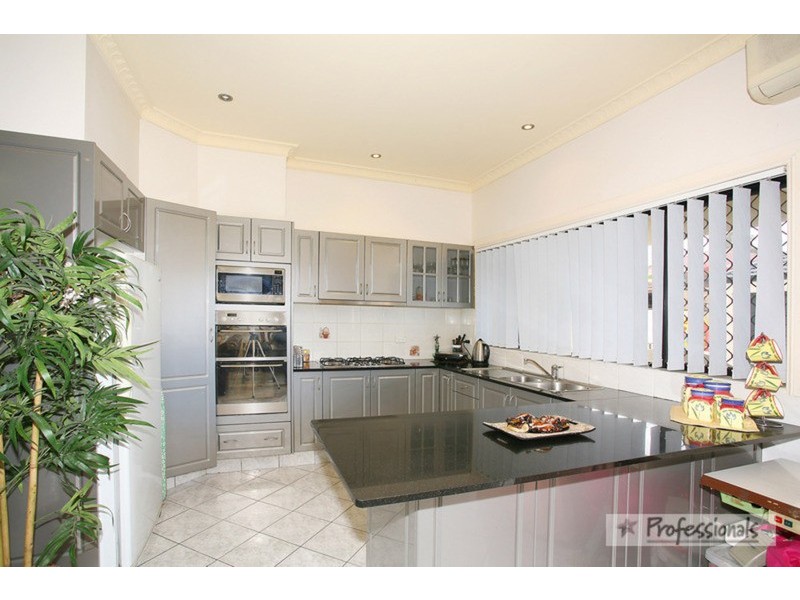 40 Mimosa Road, Greenacre NSW 2190