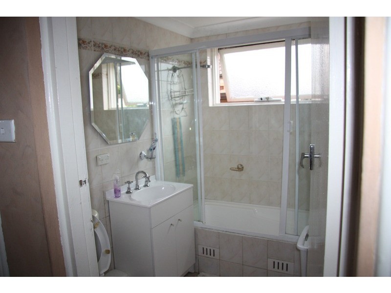 3/9 Viola Street, Punchbowl NSW 2196