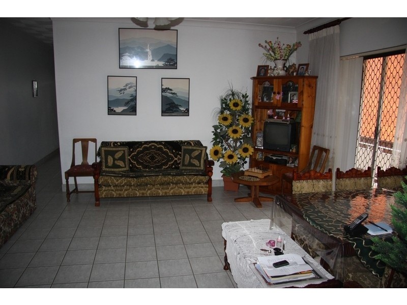 2/54 Arthur Street, Punchbowl NSW 2196