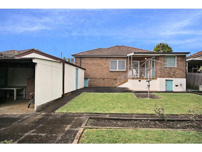 30 Warren Parade, Punchbowl NSW 2196