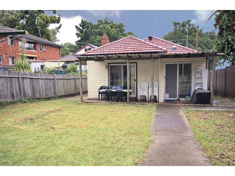 100 Rossmore Avenue, Punchbowl NSW 2196