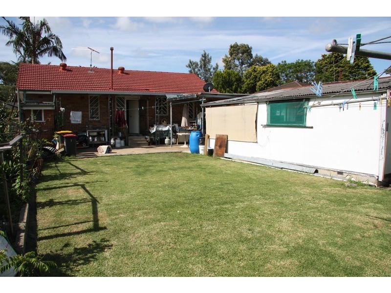 7 Kensington Avenue, Punchbowl NSW 2196