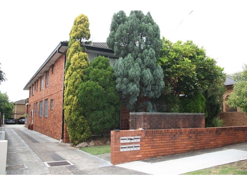 4/36 Dudley Street, Punchbowl NSW 2196