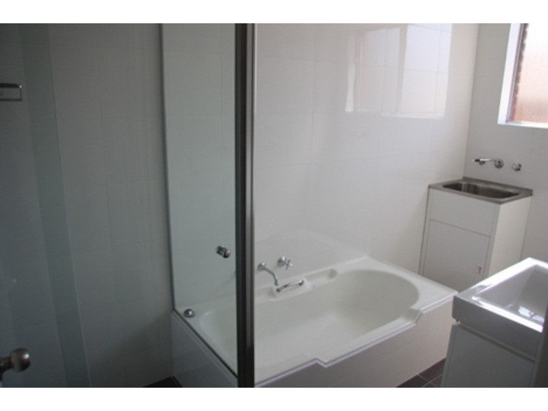 1/16 Broadway Street, Punchbowl NSW 2196