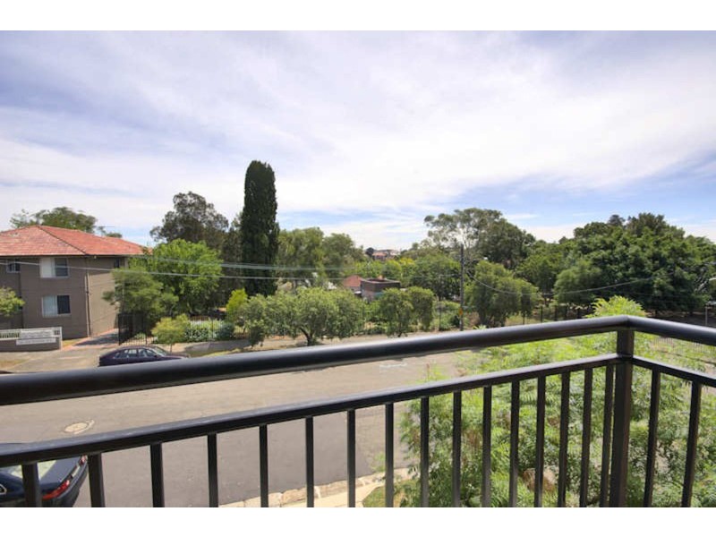 1/46 Henson Street, Marrickville NSW 2204