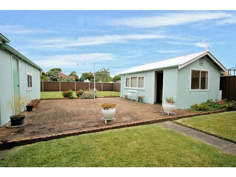 162 Griffiths Avenue, Bankstown NSW 2200