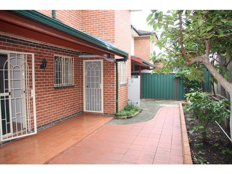 4/78 Highclere Avenue, Punchbowl NSW 2196