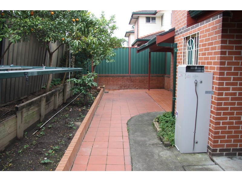 4/78 Highclere Avenue, Punchbowl NSW 2196