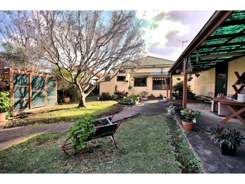 40 Columbine Avenue, Bankstown NSW 2200