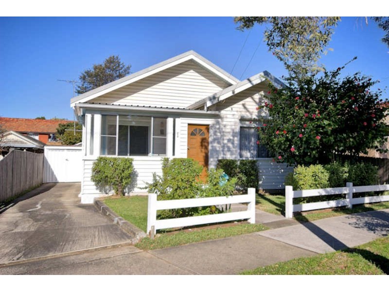 718 Punchbowl Road, Punchbowl NSW 2196