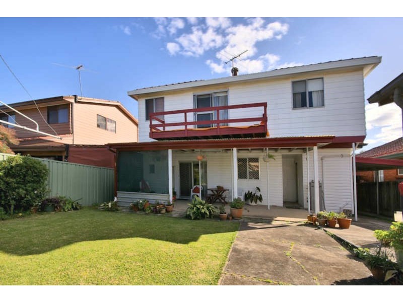 24 Shirley Avenue, Roselands NSW 2196