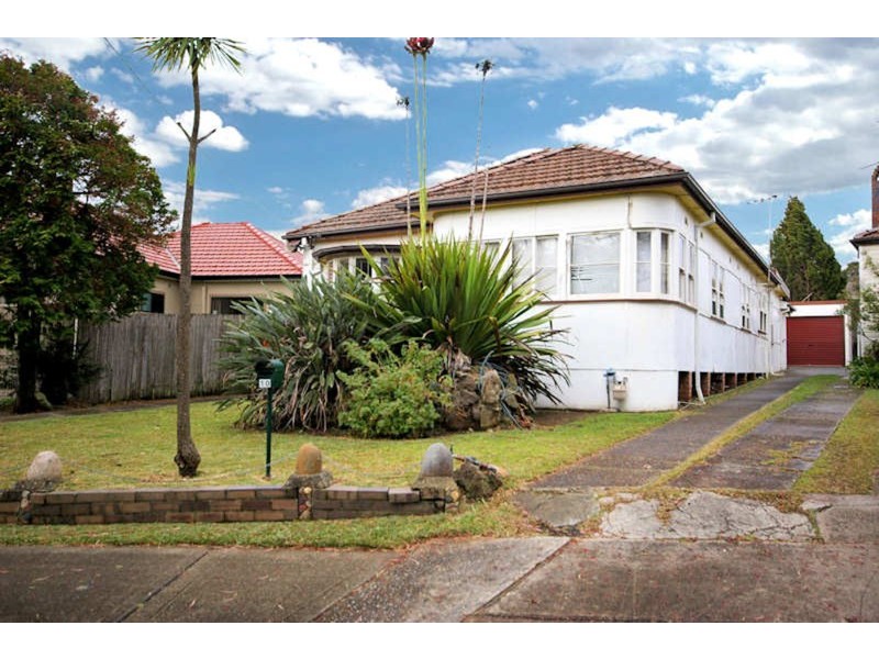 10 Linden Avenue, Punchbowl NSW 2196