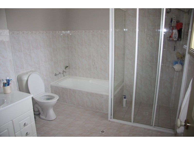 76a Victoria Road, Punchbowl NSW 2196