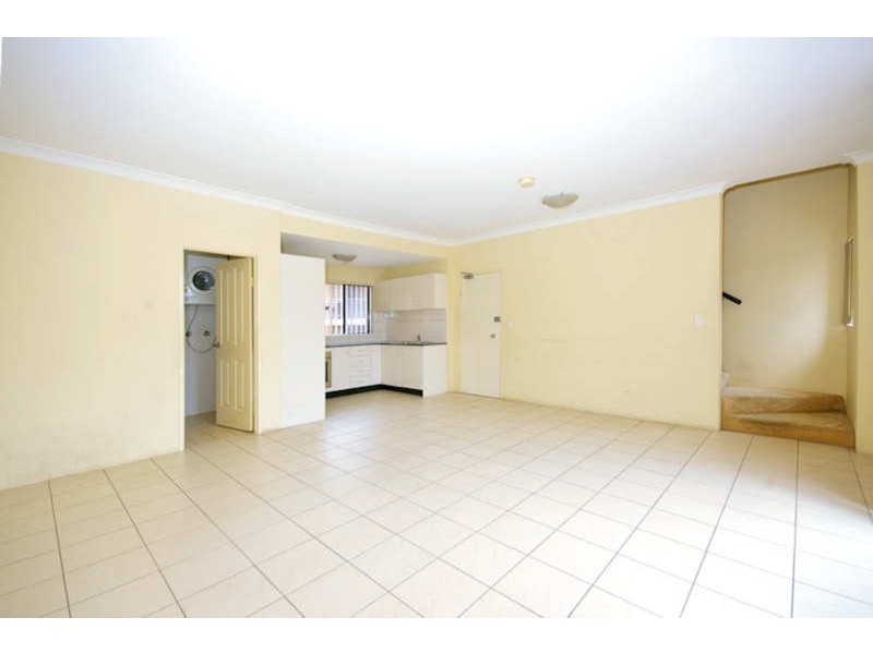 38/695 PUNCHBOWL (HIGHCLERE AVE ENTRANCE) Road, Punchbowl NSW 2196
